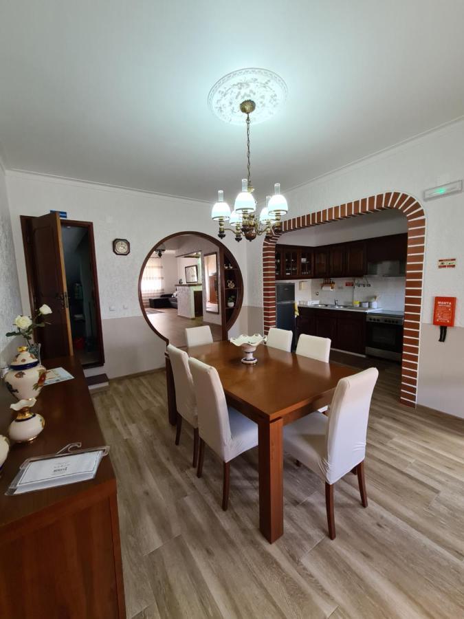 Gomes & Fortunato House Casais Brancos Ngoại thất bức ảnh