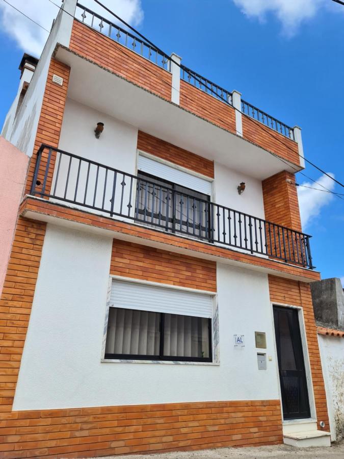 Gomes & Fortunato House Casais Brancos Ngoại thất bức ảnh