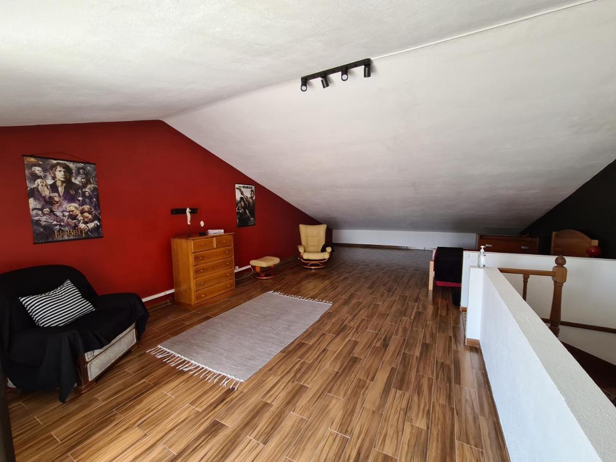 Gomes & Fortunato House Casais Brancos Ngoại thất bức ảnh