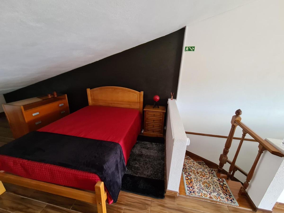Gomes & Fortunato House Casais Brancos Ngoại thất bức ảnh